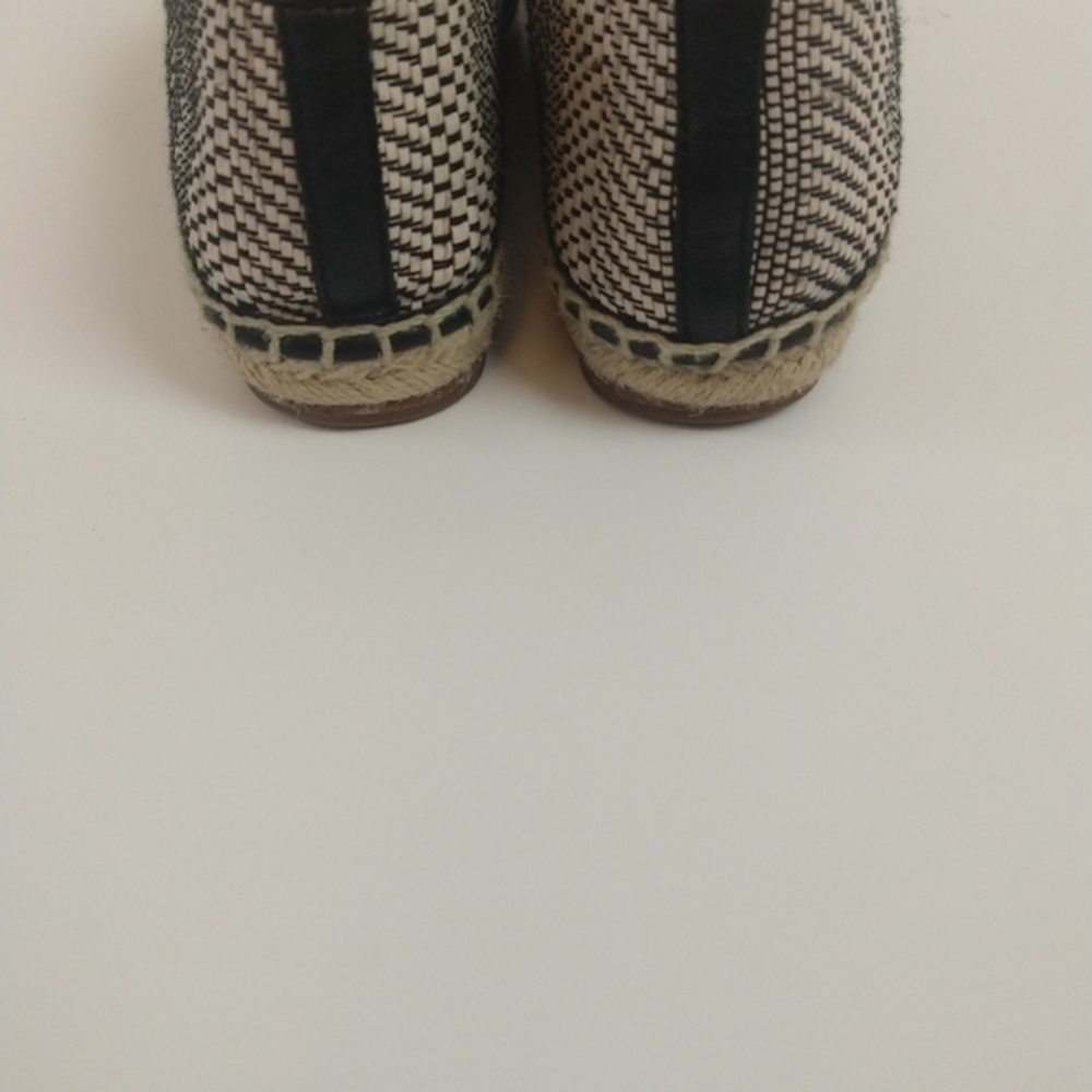 Lafayette 148 Woven Espadrilles - Picture 11 of 14